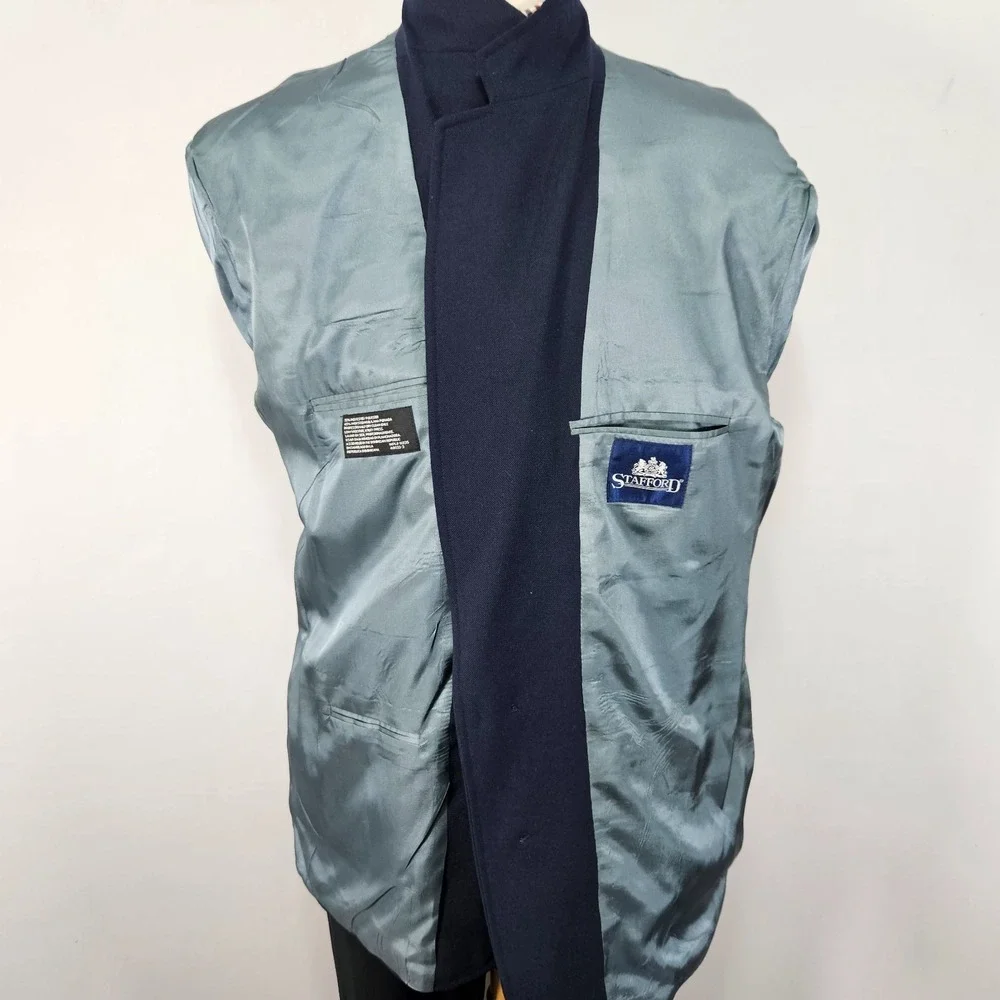 VTG Stafford Men's‎ Sport Coat Blazer Two Button Navy Polyester Wool 50R Slim